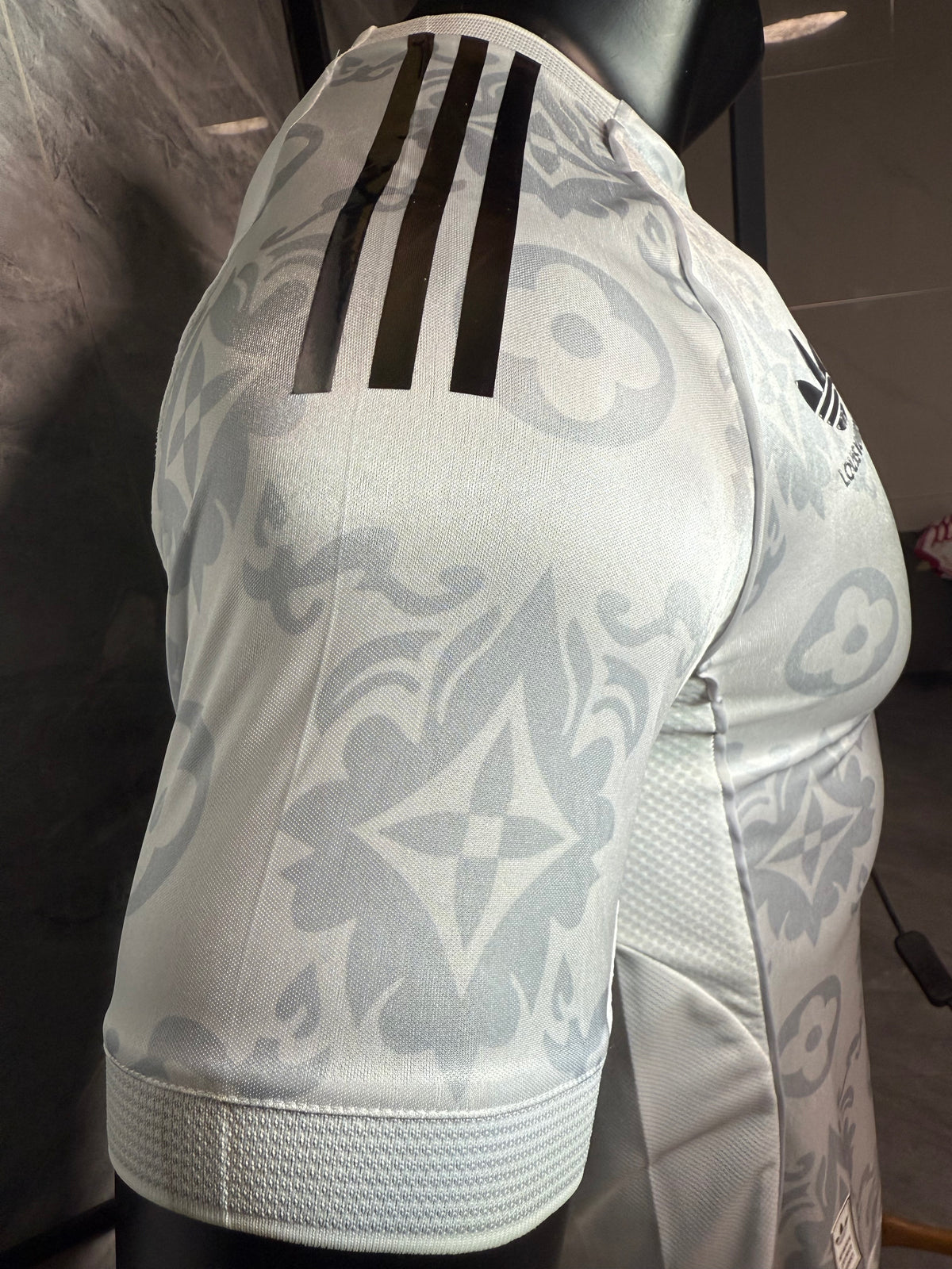 Real Madrid 2026/27 White Floral Shirt — Player Version — photo 12