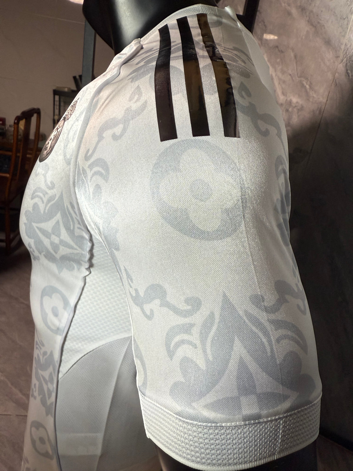 Real Madrid 2026/27 White Floral Shirt — Player Version — photo 13