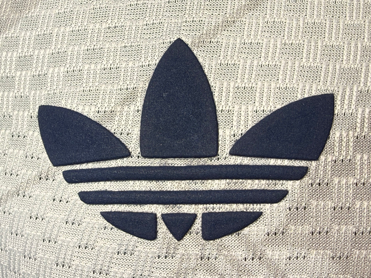 Real Madrid 2026/27 White and Grey Retro Shirt — Player Version — photo 6