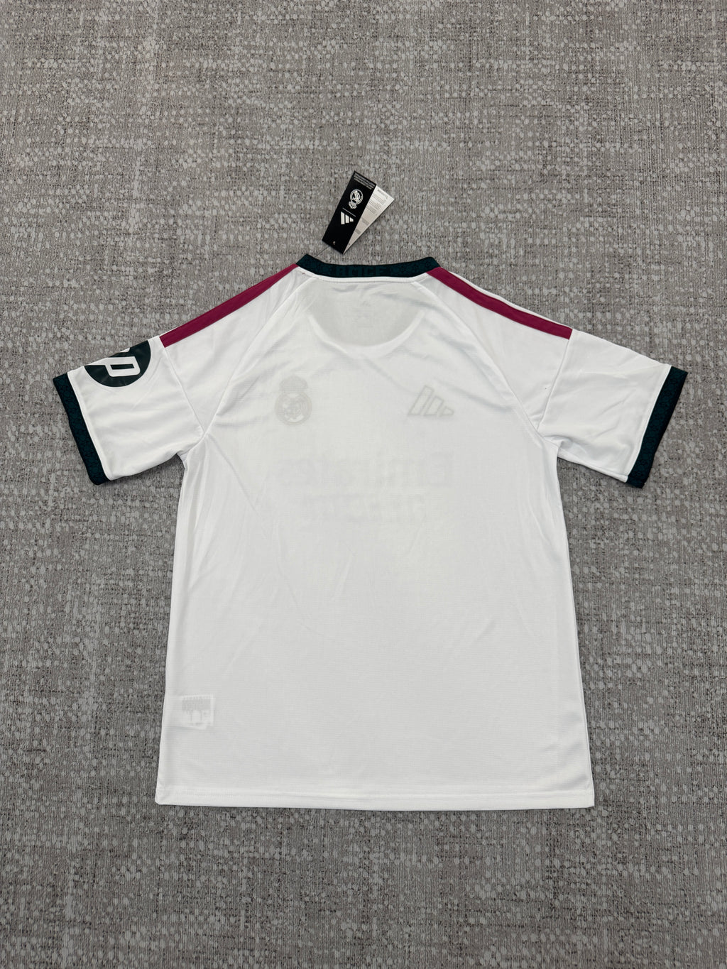 Real Madrid 2026/27 White Home Shirt — Fan Version — photo 3