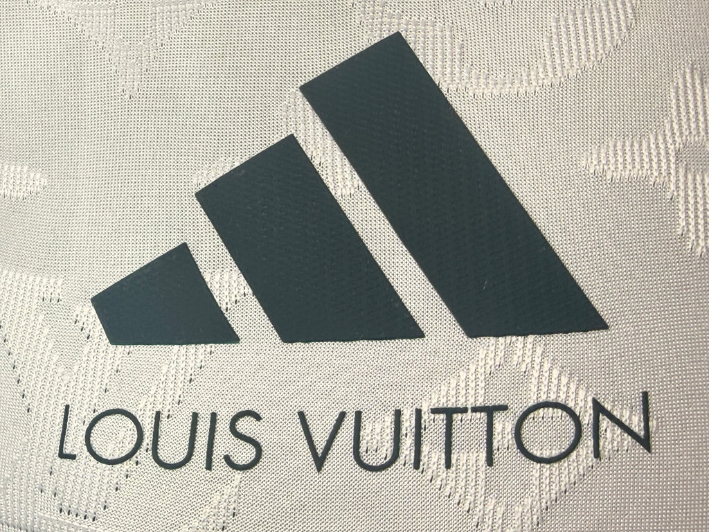 Real Madrid 2026/27 White Monogram Special Edition Shirt — Player Version — photo 6