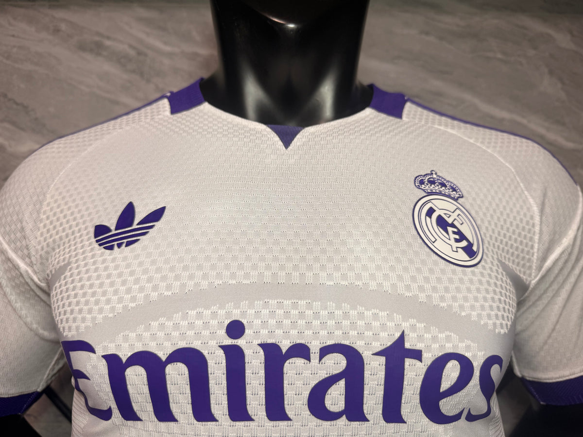 Real Madrid 2026/27 White and Purple Away Shirt — Player Version — photo 5