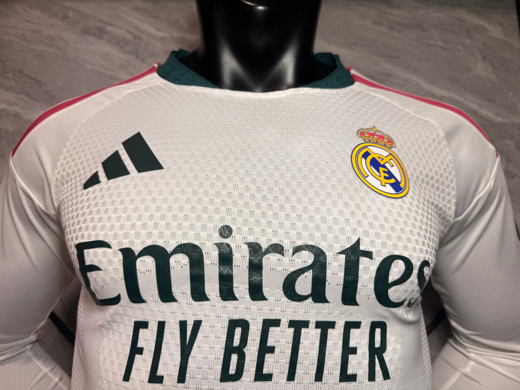 Real Madrid 2026/27 Home Long-Sleeve Shirt — Player Version — photo 2