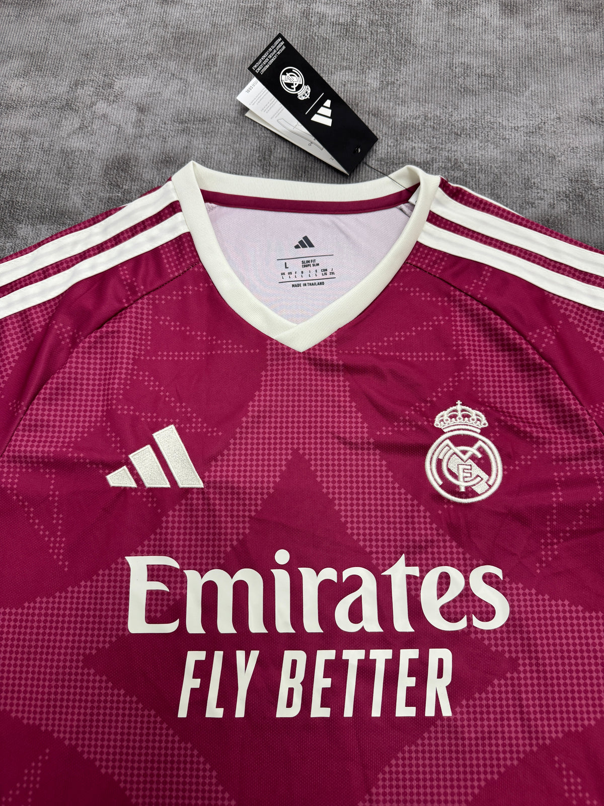 Real Madrid Third Shirt — Burgundy Fan Version — photo 3