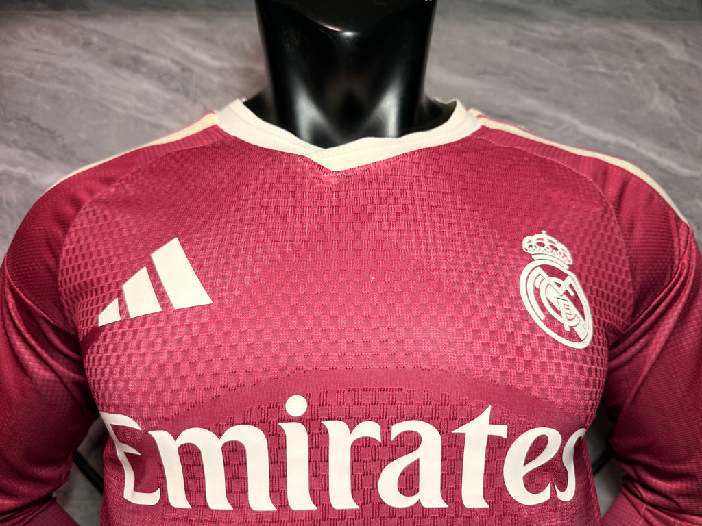 Real Madrid 2026/27 Third Long-Sleeve Shirt — Player Version — photo 2