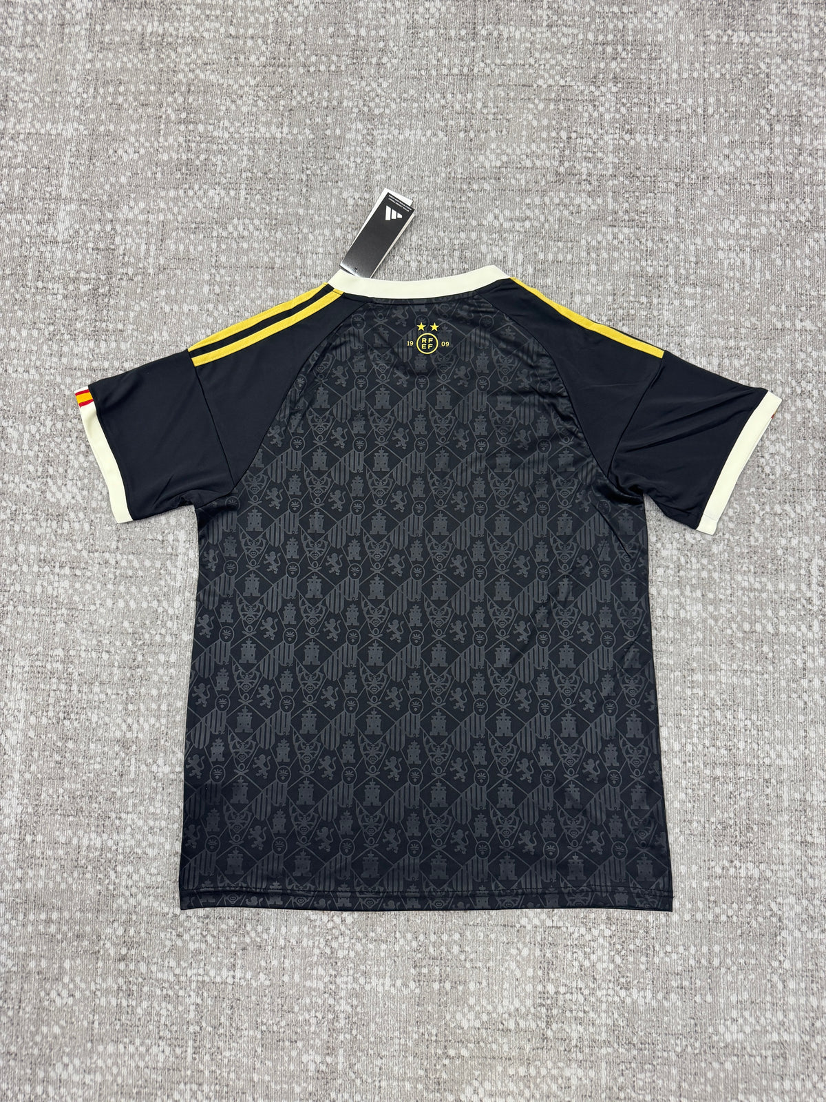 Spain 2026 Black and Gold Special-Edition Shirt — Fan Version — photo 3