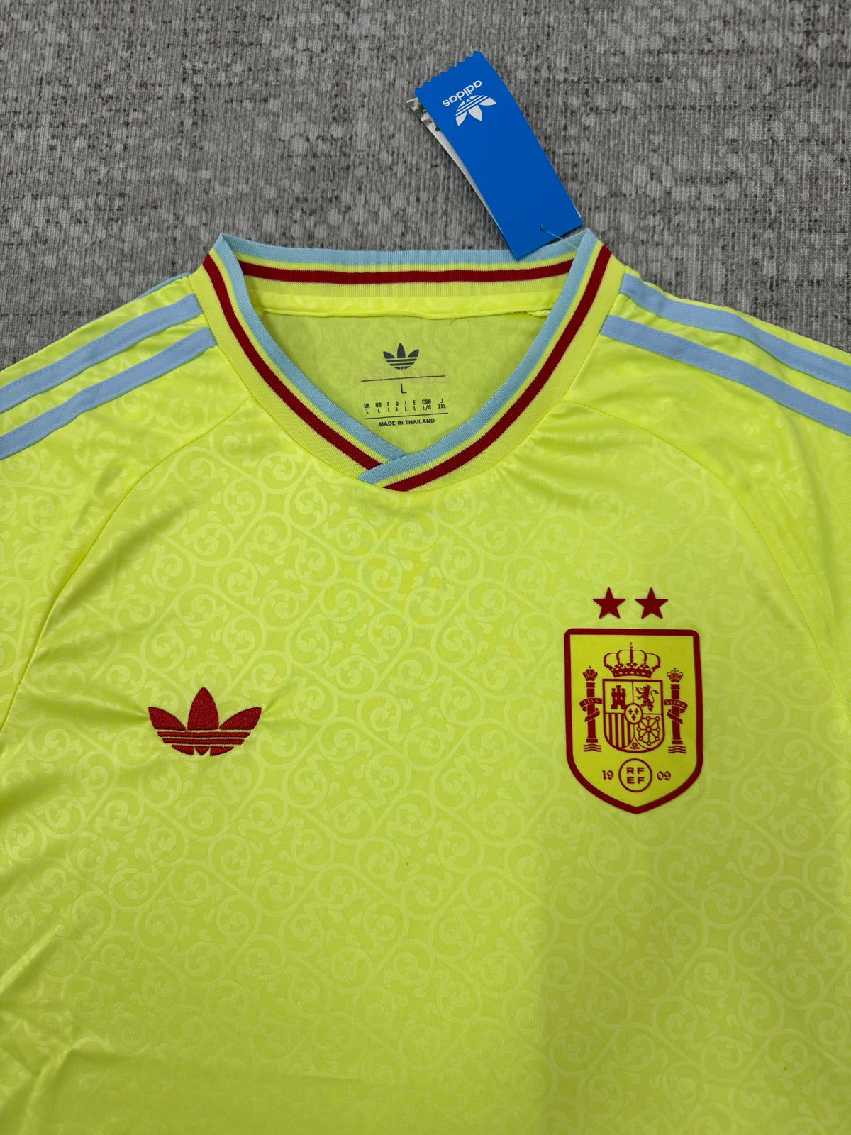 Spain 2026 Yellow Third Shirt — Fan Version — photo 1
