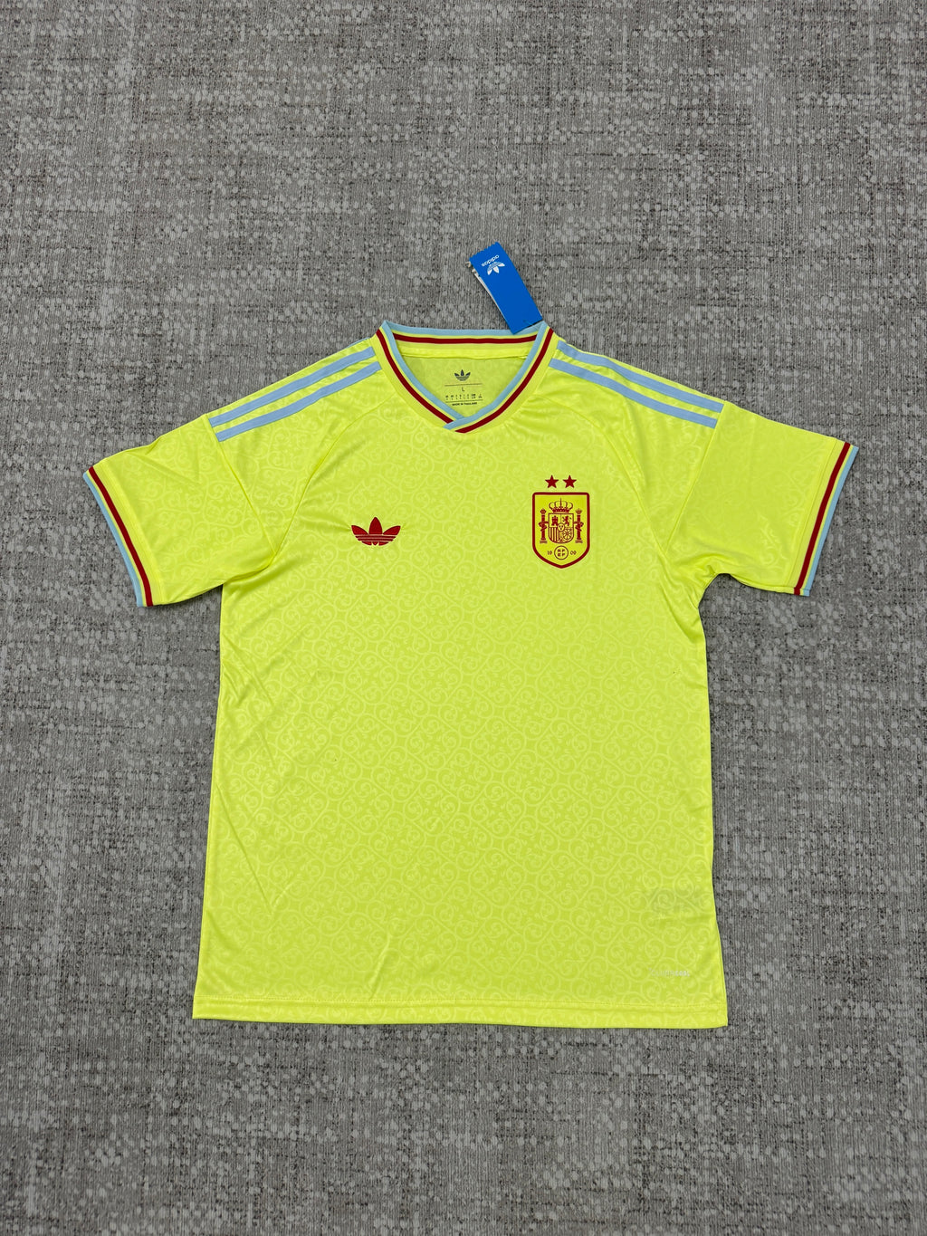 Spain 2026 Yellow Third Shirt — Fan Version — photo 2