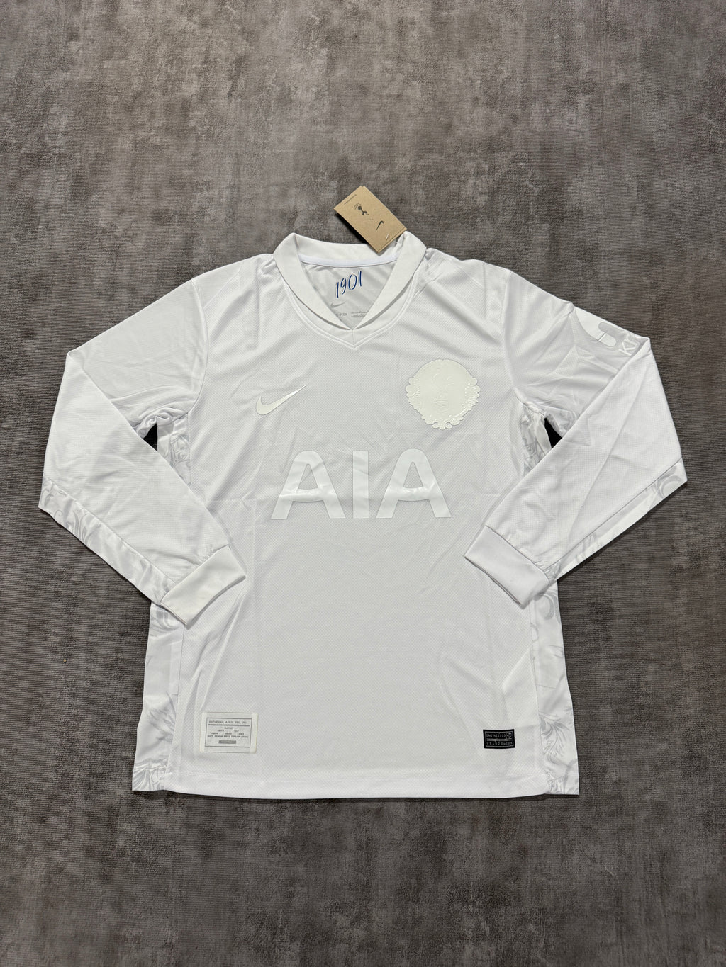 Tottenham Hotspur 2025/26 125th Anniversary Long-Sleeve Shirt — Fan Version — photo 1