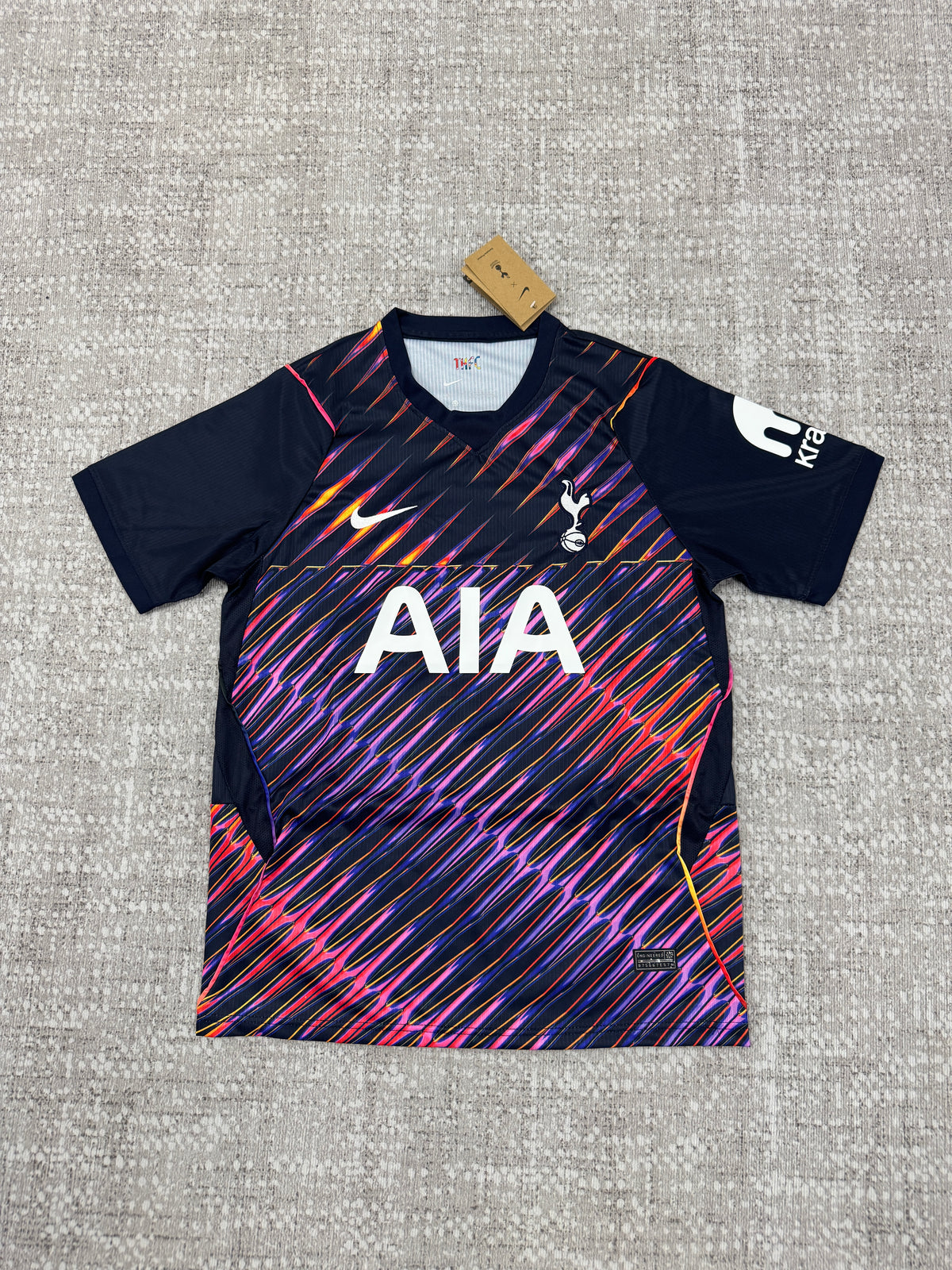 Tottenham Hotspur 2026/27 Away Shirt — Fan Version — photo 1